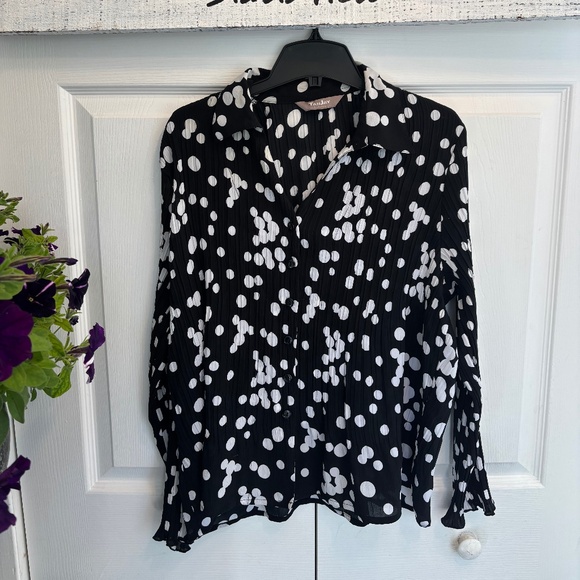 Tanjay Petites Blouse Black and White Button Up - Women’s Size Medium - Picture 1 of 5